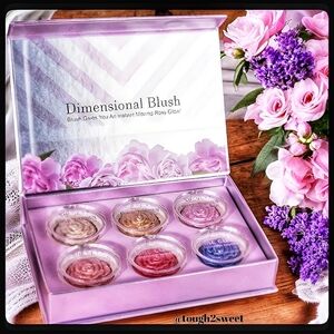 🆕️BAKED BLUSH🌹6 DIMENSIONAL BAKED BLUSH/ EYESHADOW/HIGHLIGHT IN 1 GIFT BOX